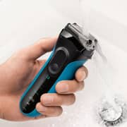 Braun Wet & Dry Series 3 Shaver W/ Micro Comb Technology 3040S
