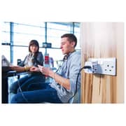 Skross 1302930 Travel Adapter 2.4A World MUV USB White