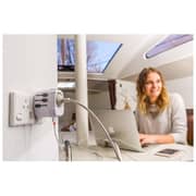 Skross PRO Light USB Travel Adapter White