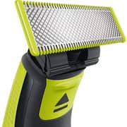 Philips One Blade Sahver and Trimmer QP2520/30