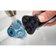 Philips Aqua Touch Wet & Dry Shaver S5050