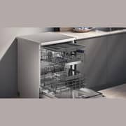 Siemens Free Standing Dishwasher SN25EI38CM