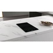 Whirlpool Built In Glass Ceramic Hob WSQ0530NE