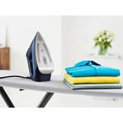 Braun – 3000W TexStyle 7 Pro Steam Iron with FreeGlide 3D Soleplate and 225g Steam Boost, Steam Iron SI7160BL
