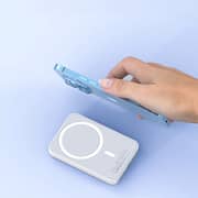 شاحن متنقل باور بانك 5000 مللي أمبير في الساعة يدعم ماج سيف وبلون أبيض موديل YP29 من يسيدو