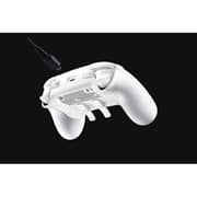 Razer Wolverine V2 Chroma Gaming Controller 3m White