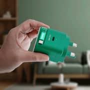 Momax Rectractable with USB-C Cable Adapter Black