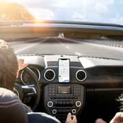 Ugreen LP292 Magnetic Car Phone Holder, Strong Grip, Black