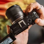Canon EOS R50 V 4K and 24.2 MP APS‑C Mirrorless Digital Camera with RF‑S 14‑30 mm F4‑6.3 IS STM Vlogging Lens Kit - Black