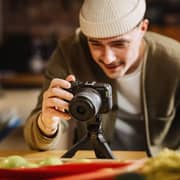 Canon EOS R50 V 4K and 24.2 MP APS‑C Mirrorless Digital Camera with RF‑S 14‑30 mm F4‑6.3 IS STM Vlogging Lens Kit - Black