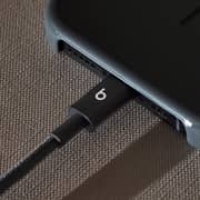 Beats USB-A to USB-C Woven Short Cable 20cm Bolt Black - MEQL4EE/A