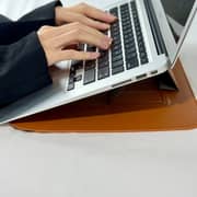 Infinyty Eleve Leather Sleeve Brown MacBook 13.6Inch - ELE008X08