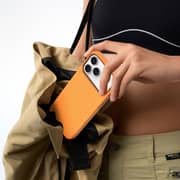 Levelo Fiora MagSafe Silicone Case Orange iPhone 17 Pro Max - LVLFIOM17PMORG