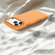 Levelo Fiora MagSafe Silicone Case Orange iPhone 17 Pro Max - LVLFIOM17PMORG
