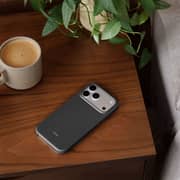 Beats MagSafe & Camera Control Case Granite Gray iPhone 17 Pro Max - MGJD4LL/A