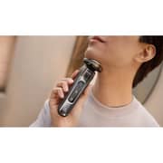 Philips i9000 Wet & Dry Electric Shaver - X9002/05