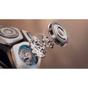 Philips i9000 Wet & Dry Electric Shaver - X9002/05