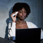 Therabody Thera Face FG Depuffing Wand White - TF0004132-3A20