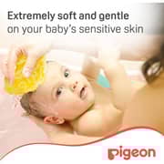 Pigeon Natural Sponge Large Yellow