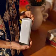 مكبر صوت سونوس روم 2 الذكي لون أبيض ROAM2R21