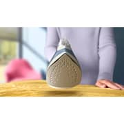 Philips 2000 Series Steam Iron - DST2010/20