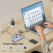 Unitek uHUB Q4 4-in-1 USB -C Hub - H1337BGY01