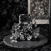 Mobcos Sketch Floral Hard Case White/Black iPhone 17 Pro Max - 7698176883089