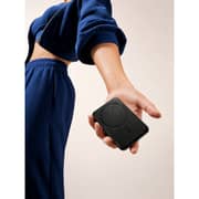 Fifth Element LOCKR MagSafe Card Holder Wallet Grey - FEMW2IN1WSG