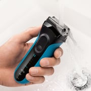 Braun Wet & Dry Series 3 Shaver W/ Micro Comb Technology 3040S