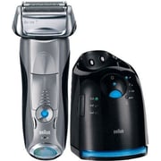 Braun Wet and Dry Shaver With Charge Station Silver 790CC