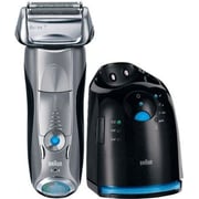 Braun Wet and Dry Shaver With Charge Station Silver 790CC