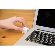 Maktar Qubii Backup iPhone/iPad White