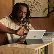 iPad 9th Generation (2021) WiFi+Cellular 256GB 10.2inch Space Grey Middle East Version with FaceTime