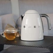 Smeg Variable Temperature Kettle - Cream - KLF04CRUK