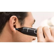 Philips Nose Ear Eyebrow Trimmer NT5650/16