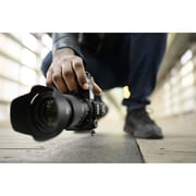 كاميرا نيكون رقمية  Z 7II  بدون مرآة جسم أسود مع عدسة  F/4 24-70  ملم