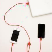 Kikkerland Dual Phone Cable Heart Iphone