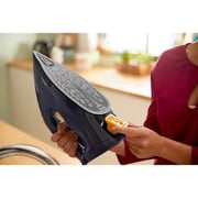 Philips HV Steam Iron DST7060/26