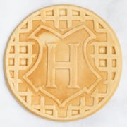 Uncanny Brands WM1-HPO-HOG-ME Harry Potter Hogwarts Waffle Maker