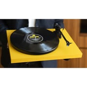 Pro-Ject DEBUT Carbon Evo Turntable
