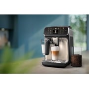 Philips Series 5500 Espresso Machine EP5547/90