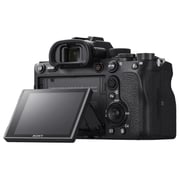 هيكل كاميرا سوني رقمية بدون مرآة طراز ILCE7RM4 a7R IV أسود.