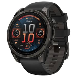 جارمين الساعة الذكية Fenix ​​8 اموليد مقاس 47 مم من الياقوت والكربون الرمادي DLC التيتانيوم مع سيليكون أسود/رمادي بلون الحصى 010-02904-21