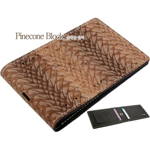 

Copi Cork Leather 1/2 Long Slim Card Wallet Pinecone Black