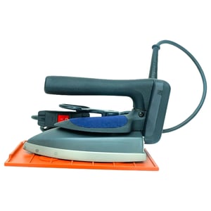 

Naomoto Electric Steam Iron CDL 520
