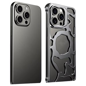 

Max & Max Metal Case Silver iPhone 15 Pro Max