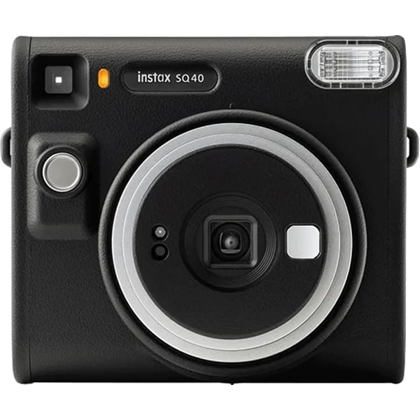 Fujifilm Instax SQ40 Instant Camera Has a Retro Design and Square