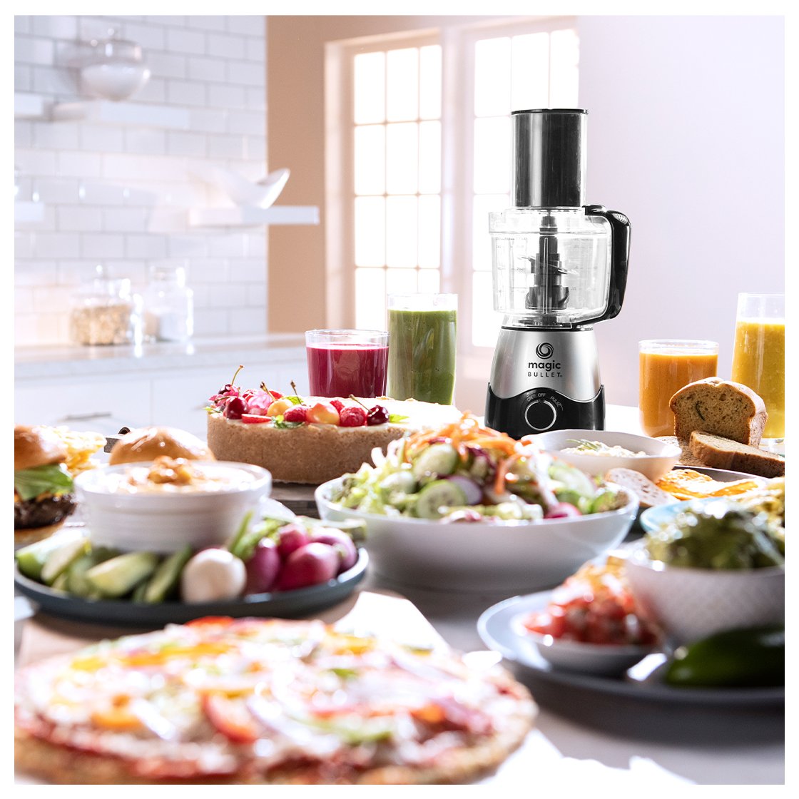 Bullet food outlet processor